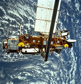 STS-48 UARS
