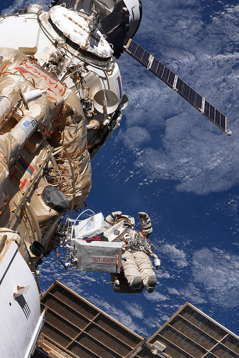 EVA on April 18, 2022