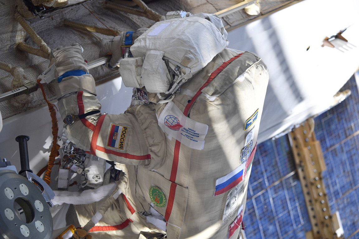 EVA on September 02, 2022