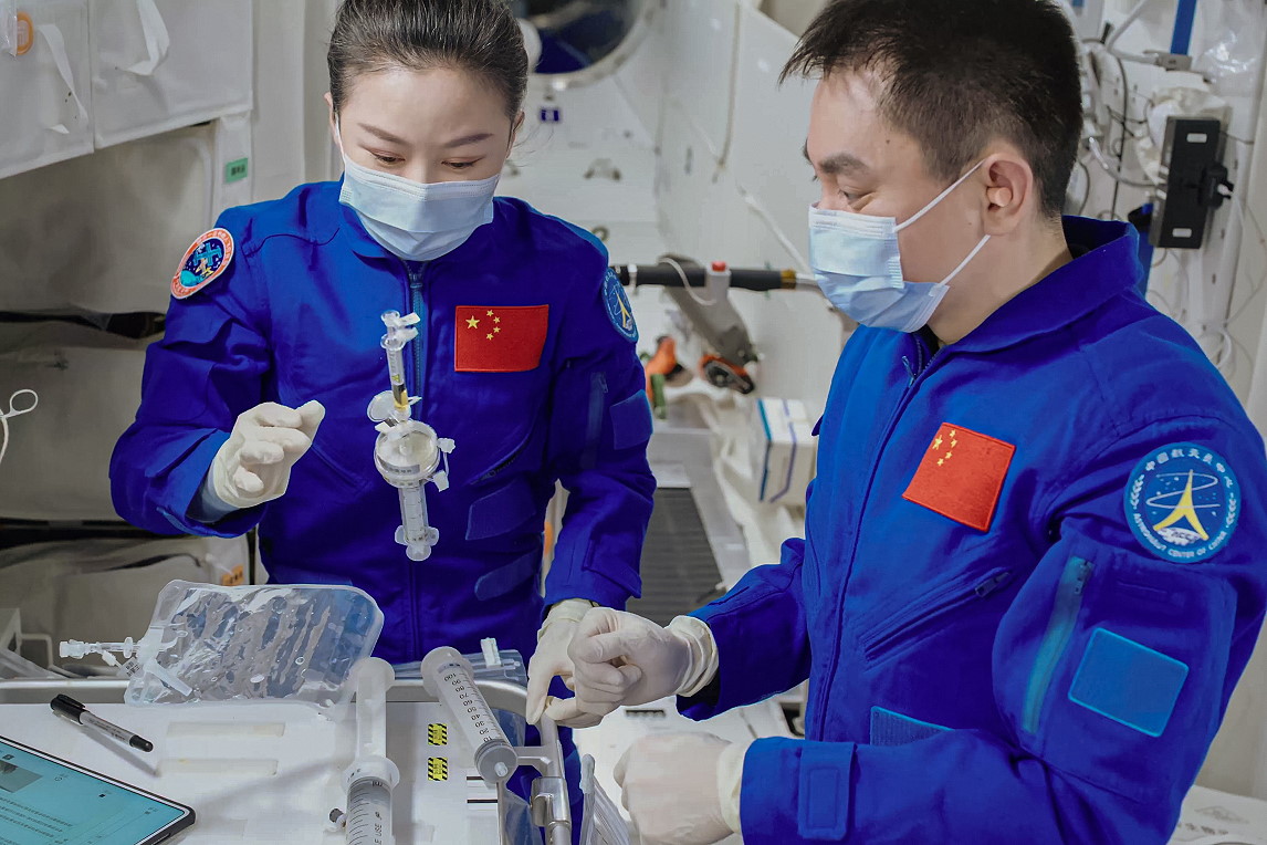 life onboard Tiangong