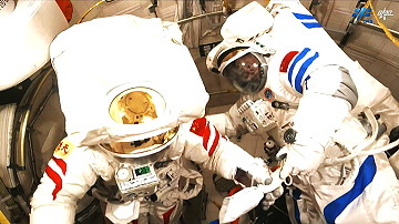 EVA Fei Junlong und Zhang Lu am 30. M�rz 2023