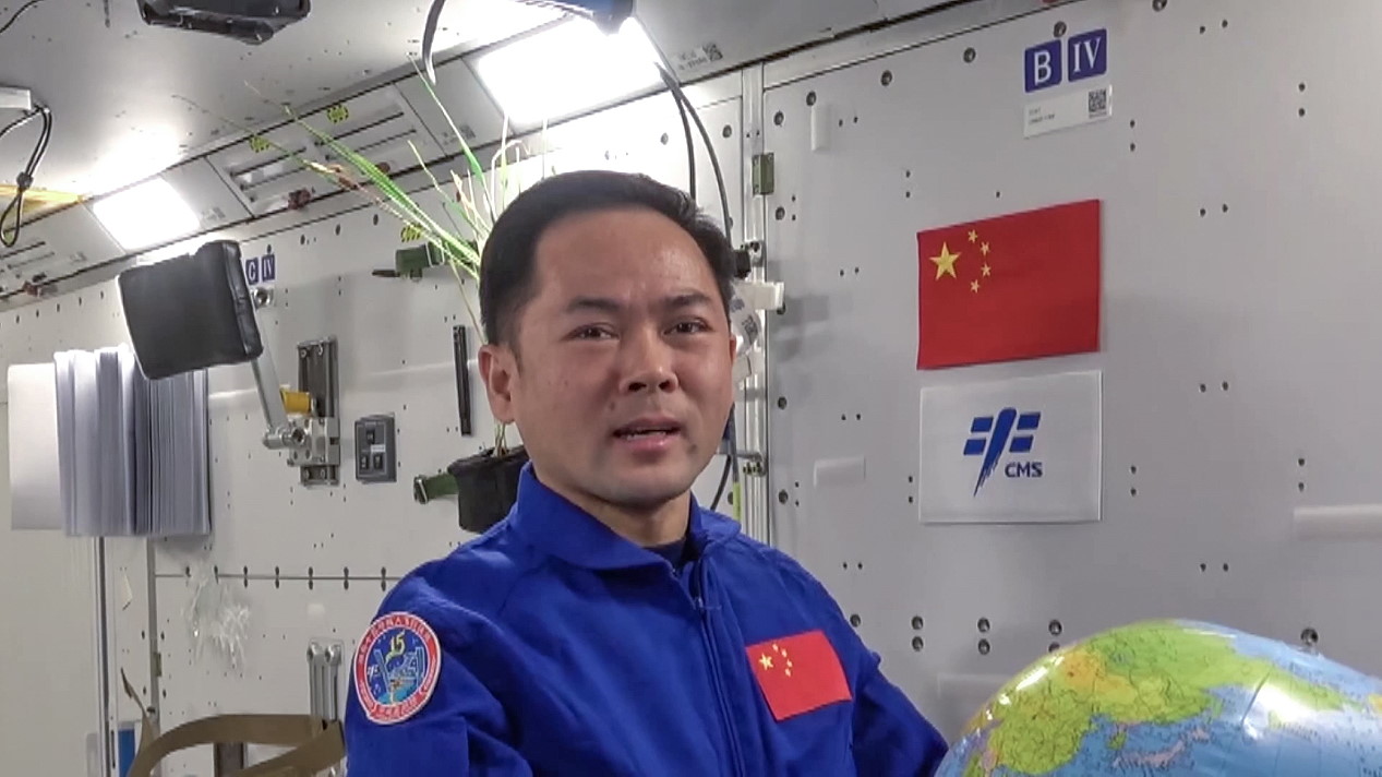 life onboard Tiangong