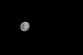 Moon seen from Artemis II during flyby