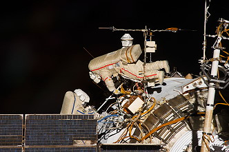 EVA Skvortsov and Artemyev