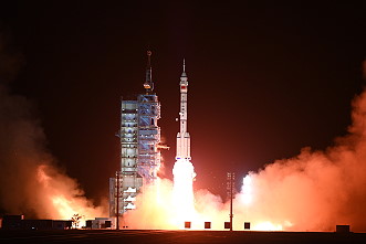 Start Shenzhou-15