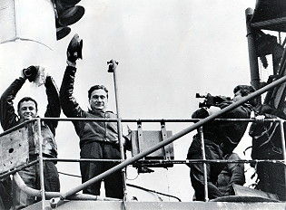 crew Soyuz 7 on the launch pad
