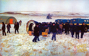 Soyuz TM-15 recovery