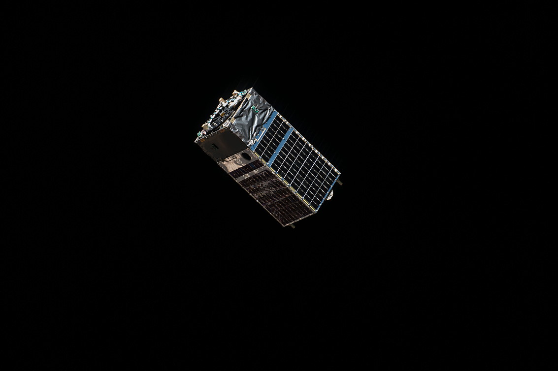 Kestrel Eye IIM (KE2M) CubeSat