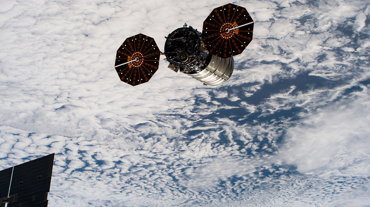 Cygnus NG-11 departure