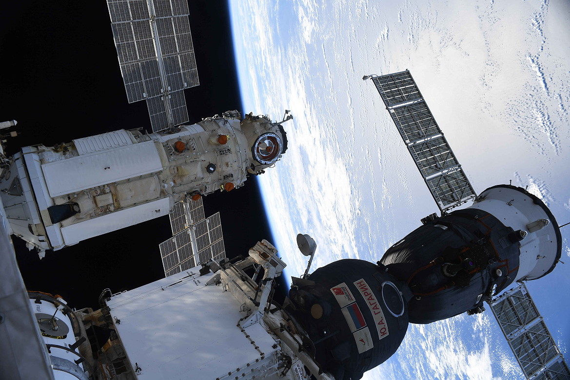 Nauka docking to ISS