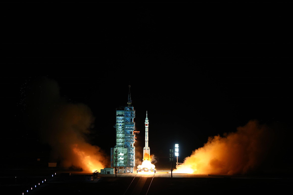 Shenzhou-13 launch
