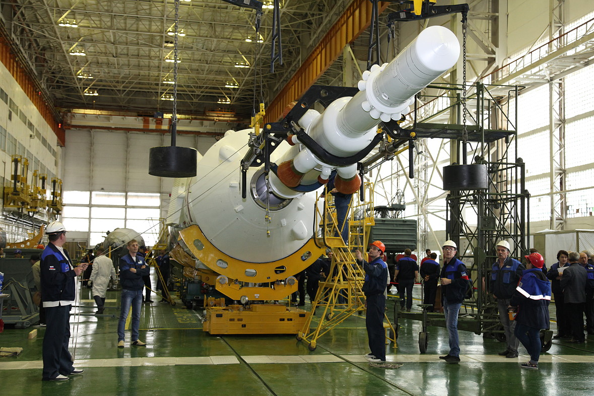 Soyuz MS-04 integration