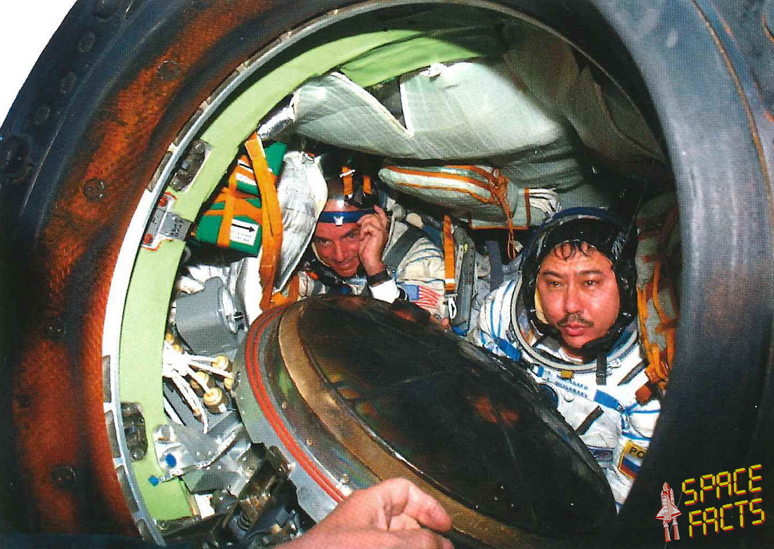 Soyuz TM-31 return crew