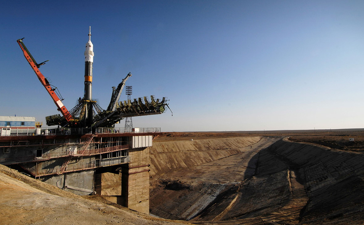 Soyuz TMA-11 on the launch pad