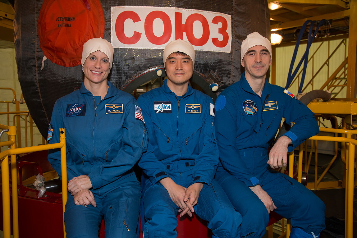 Crew Soyuz TMA-19M backup