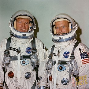 Gemini 5 crew