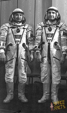 Crew Soyuz T-2 (double)